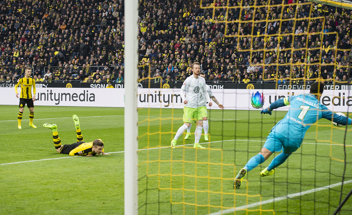 开云体育-关于德布劳内新星突破纪录表现惊艳，巴塞罗那未来可期！的信息