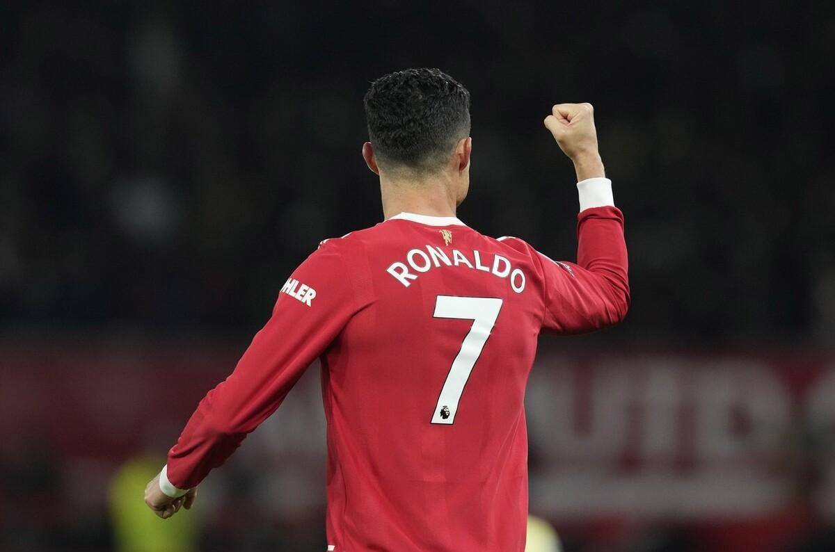 开云-包含阿扎伦卡在热火比赛中惊险取胜，比分优势明显引发热议！的词条