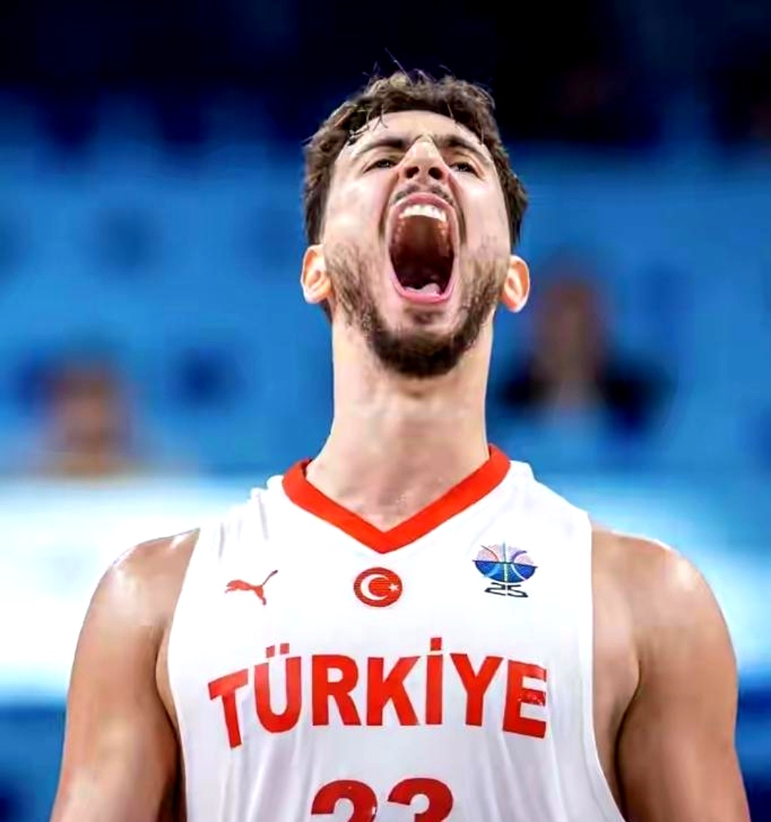 KAIYUN-字母哥关键节点绝杀，FPX带队取胜！的简单介绍